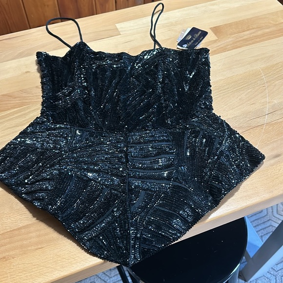 Gorgeous Black Sequin Peplum Tank with Boning and zip Back Sz 12 NWT - Picture 9 of 9